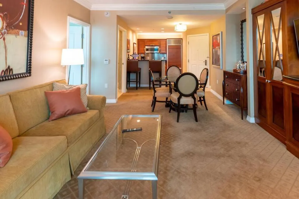 Appartement Tower 3 Corner Unit With Spectacular Formula 1 Race Views! à Las Vegas