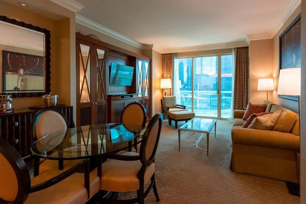 Appartement Tower 3 Corner Unit With Spectacular Formula 1 Race Views! à Las Vegas