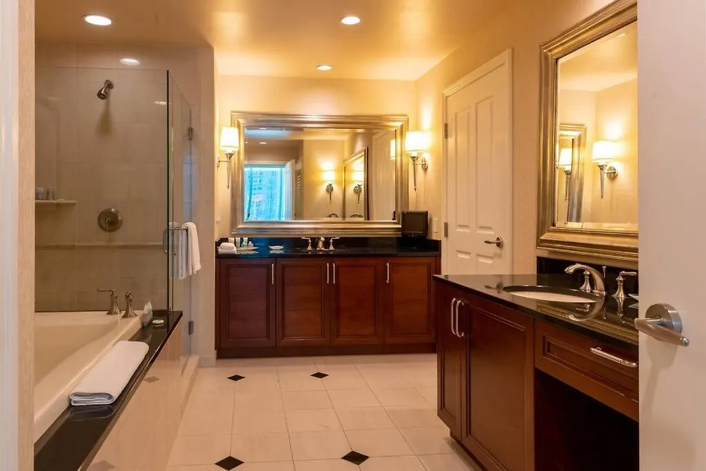 Tower 3 Corner Unit With Spectacular Formula 1 Race Views! Appartement Las Vegas 0*,  Verenigde Staten