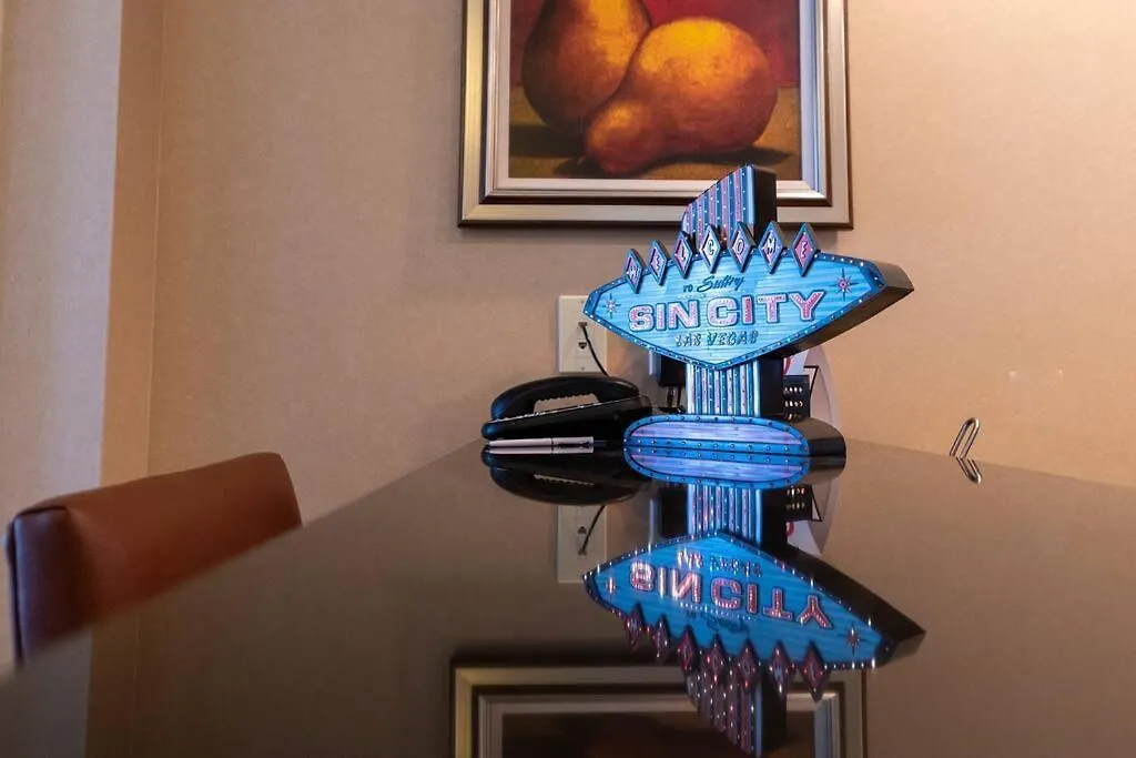 Tower 3 Corner Unit With Spectacular Formula 1 Race Views! Appartement Las Vegas